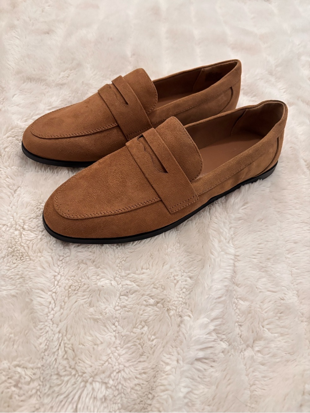 GAP Women's Tan Suede Penny Loafers Size 8